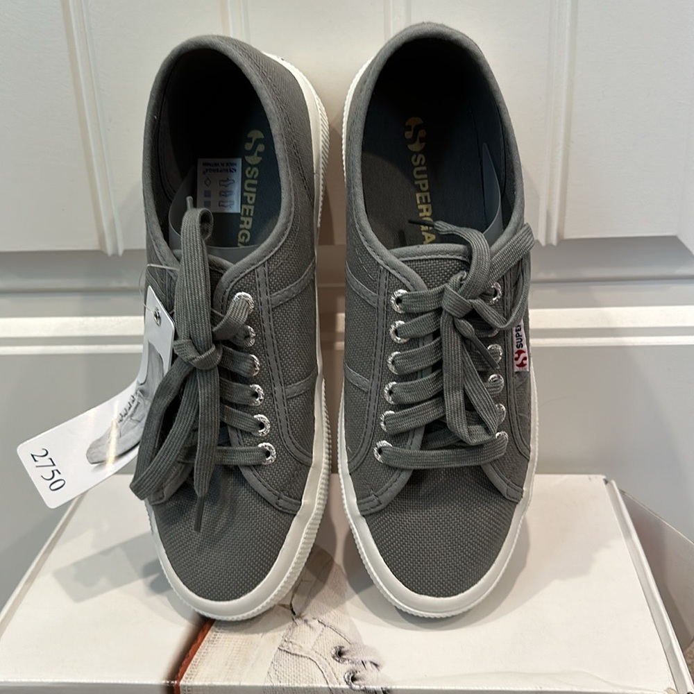 NWT Superga 2750 Canvas Sneakers! - Picture 5 of 12